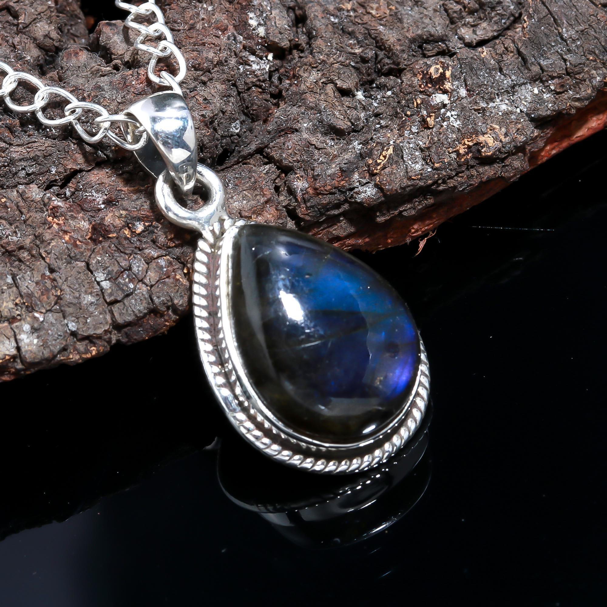 Natural Fiery Labradorite 925 Sterling Silver Pendant