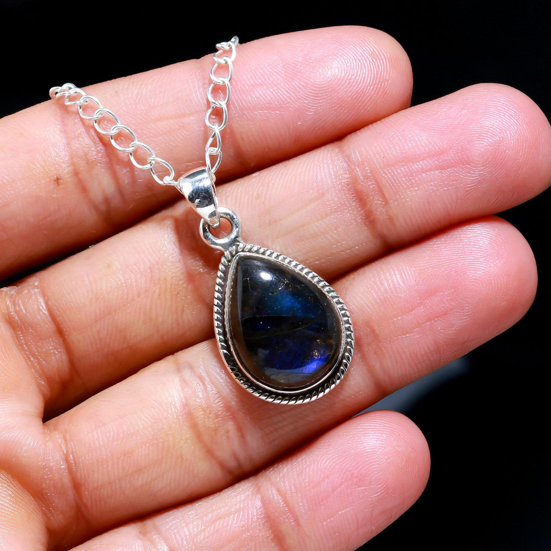 Natural Fiery Labradorite 925 Sterling Silver Pendant