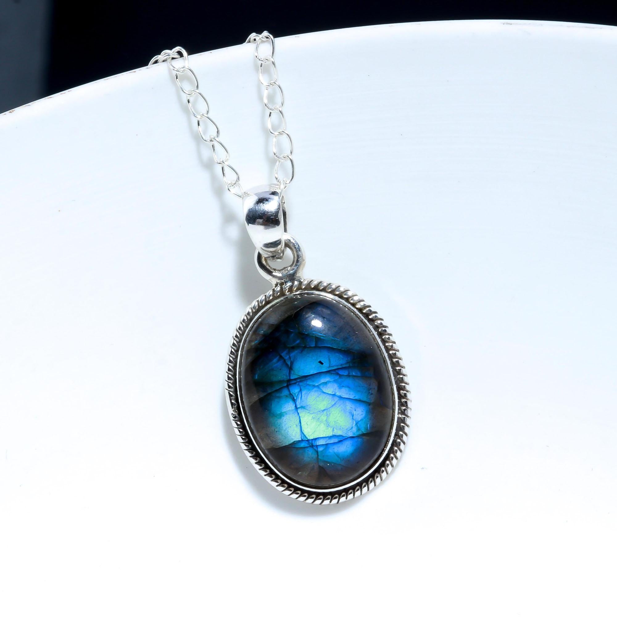 Natural Fiery Labradorite 925 Sterling Silver Pendant