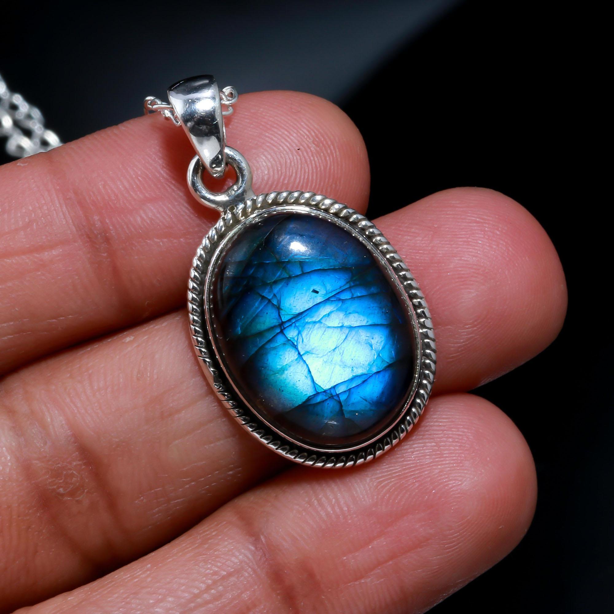 Natural Fiery Labradorite 925 Sterling Silver Pendant